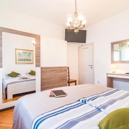 Villa Amalija - Apartment Amy Μεντουλίν Εξωτερικό φωτογραφία