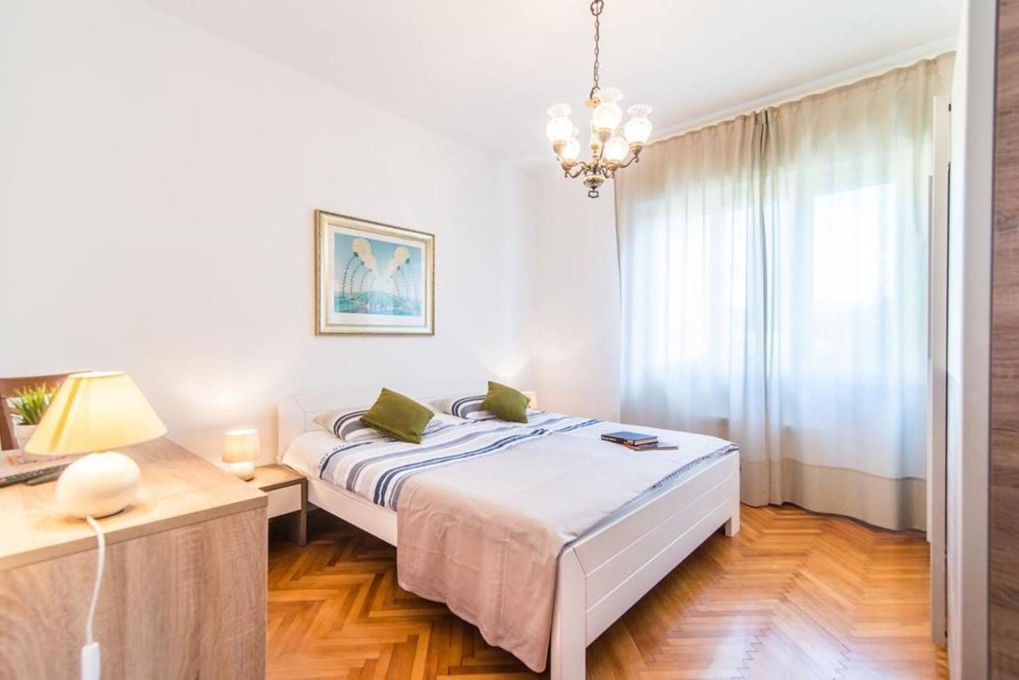 Villa Amalija - Apartment Amy Μεντουλίν Εξωτερικό φωτογραφία